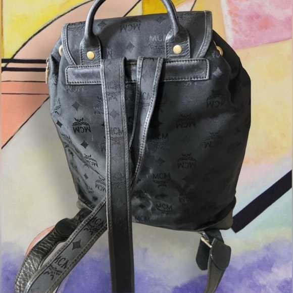 MCM EUC VINTAGE BACKPACK GORGEOUS - Picture 2 of 12
